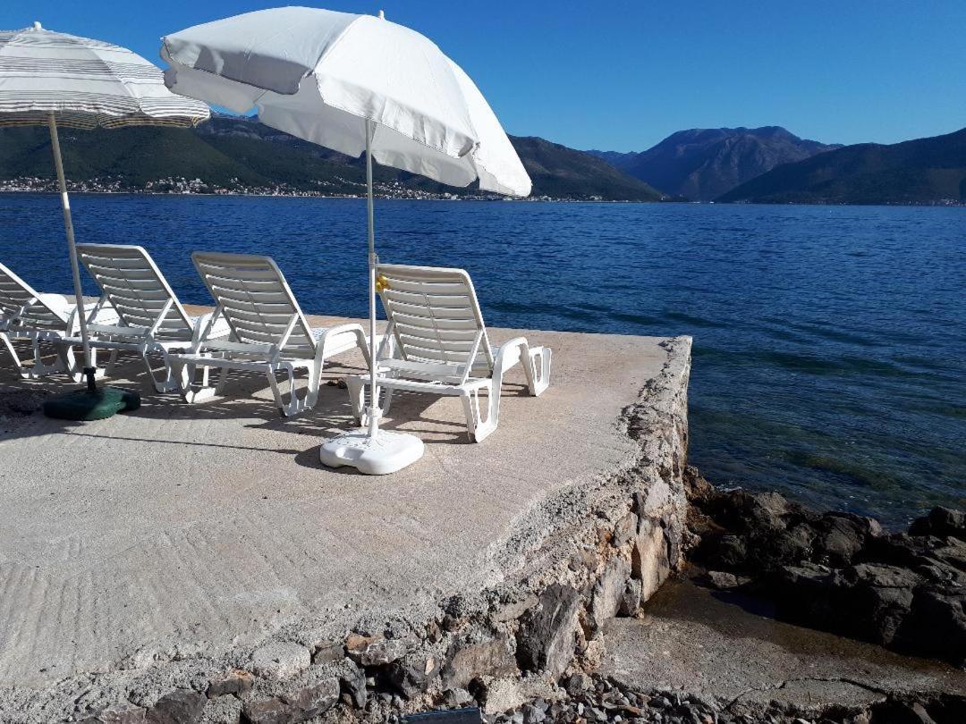 Apartments Sino More Tivat Exteriér fotografie