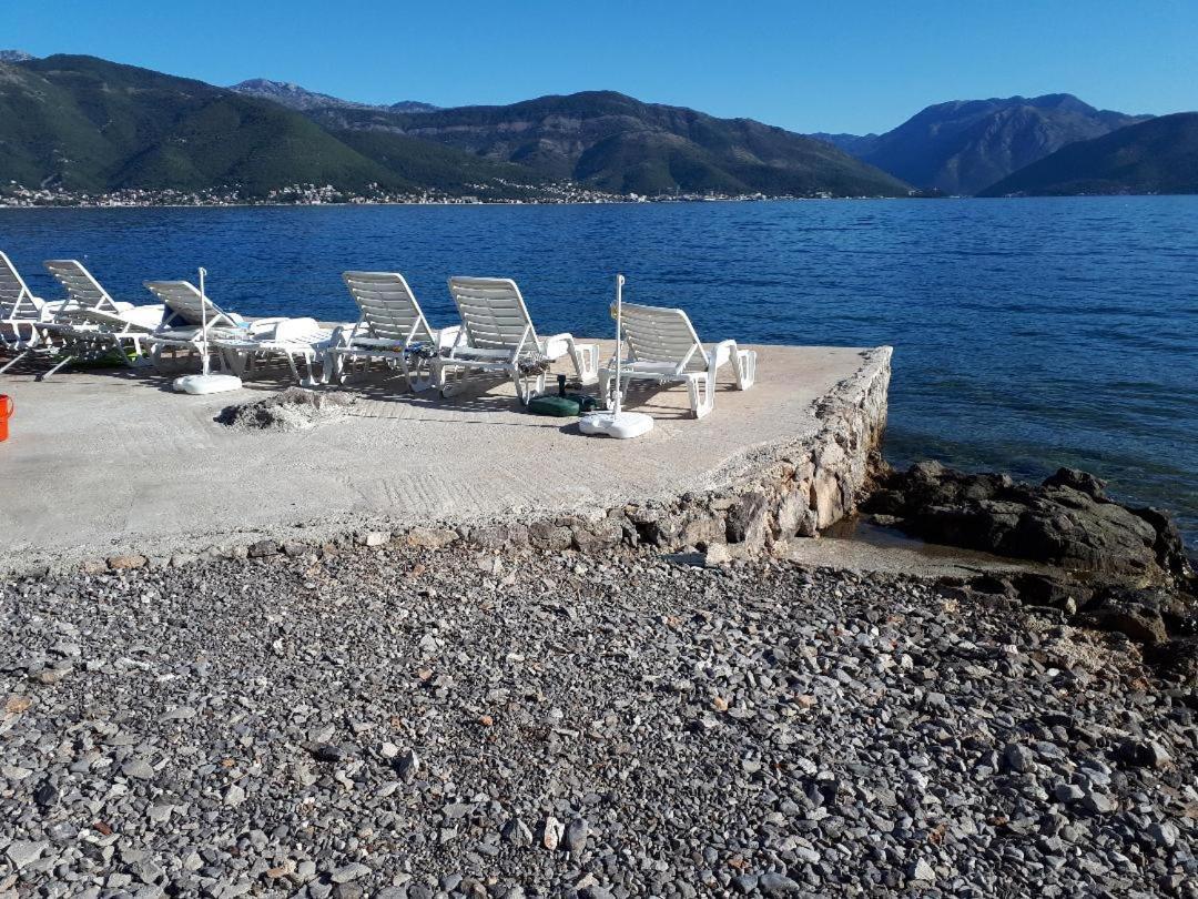Apartments Sino More Tivat Exteriér fotografie